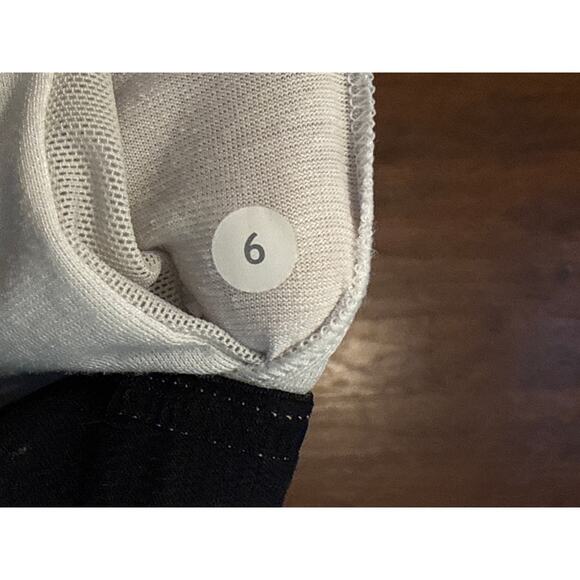 Lululemon Run Back On Track Tank Deep Indigo /Quiet Stripe White Deep Indigo 6 - Picture 9 of 9